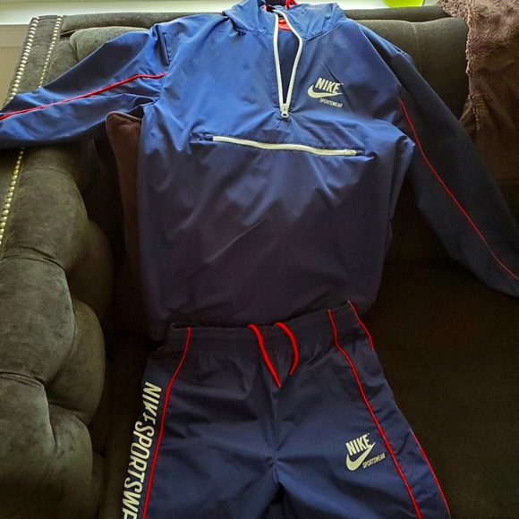 NIKE SPORTSWEAR BLUE HOODED WINDBREAKER SUIT - Picture 4 of 8